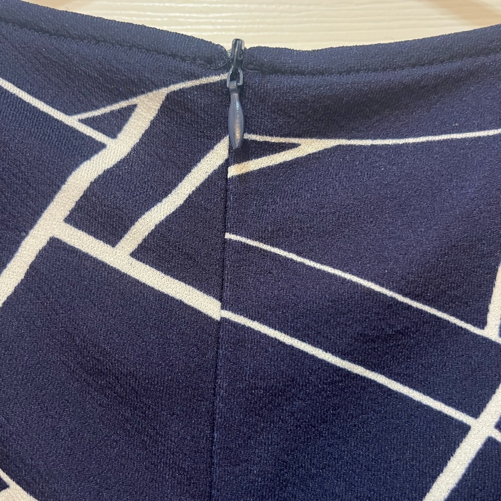 NEW without tags geometric dress - medium - Picture 5 of 8